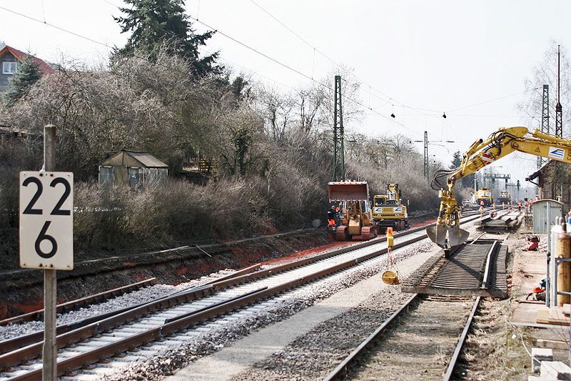 File:Hauptstuhl.Streckenausbau hom-kl.2006-03-18.jpg