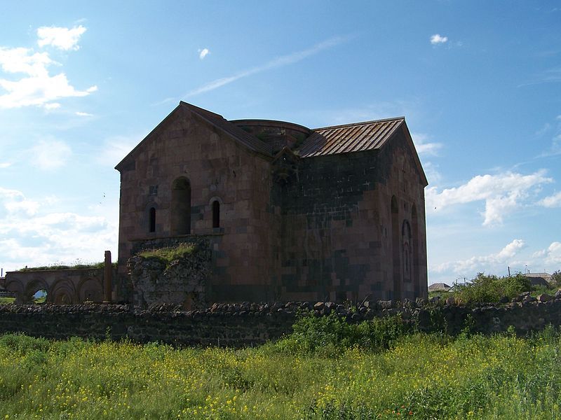 File:Kumurdo Cathedral.jpg