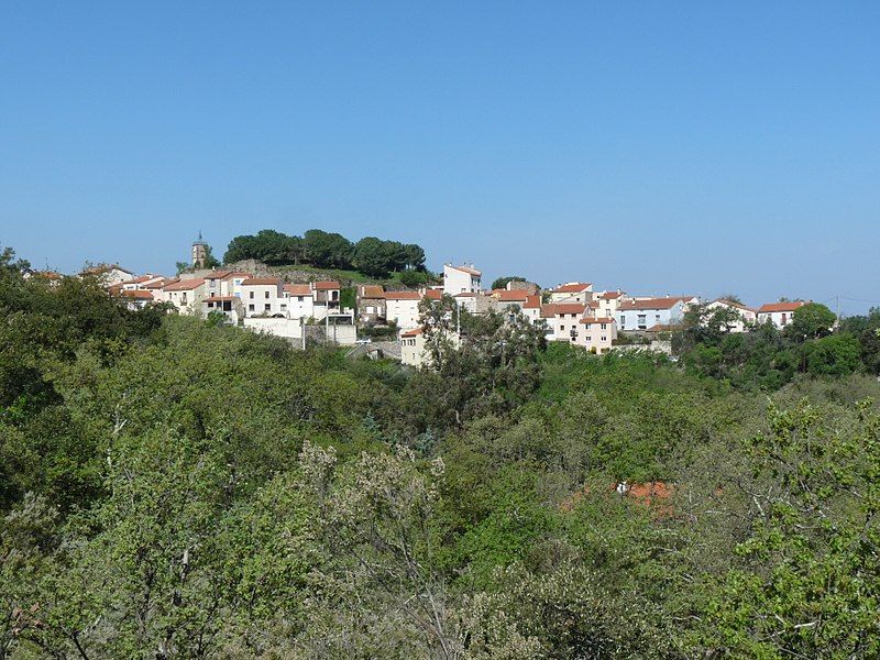 File:Montesquieu-des-Albères 01.JPG