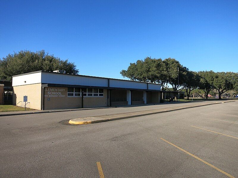 File:Needville ISD Elementary.jpg