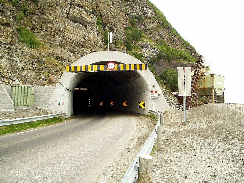 File:Skarvbergtunnelen2.jpg