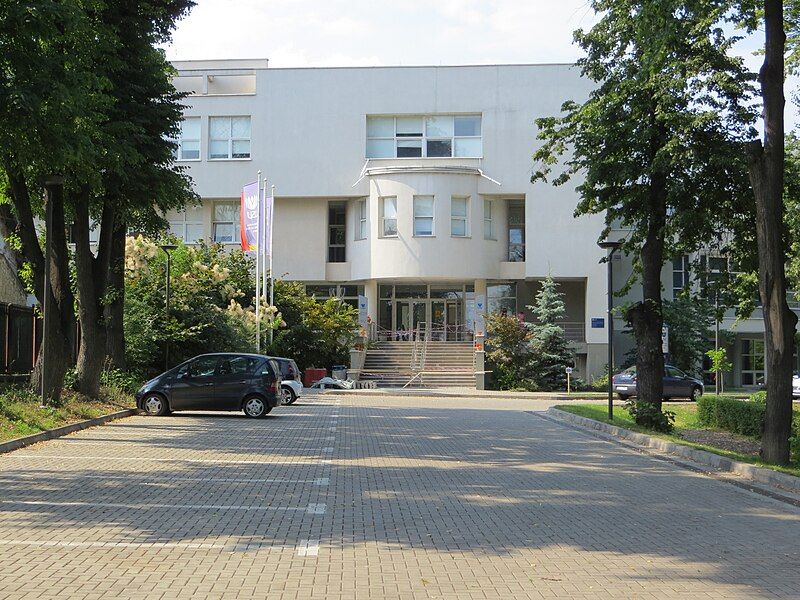 File:Universitatea din Suceava.jpg