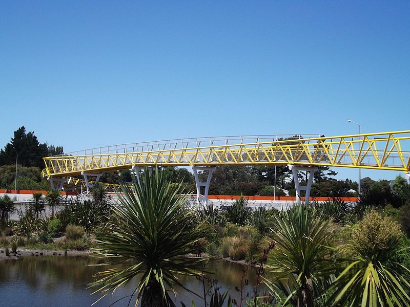 File:Westgatebridge.JPG