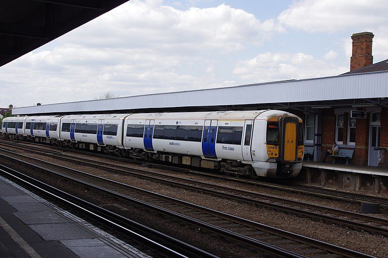 File:375610 at Tonbridge.jpg