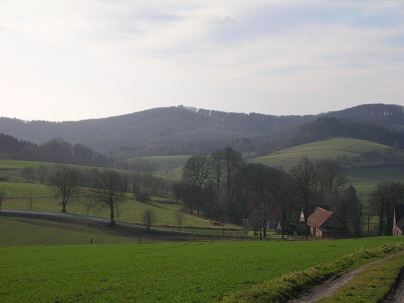 File:Amelungsburg.jpg