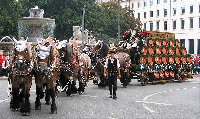 File:Brauereiwagen Spatenbraeu-1.jpg