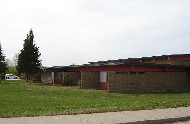 File:Brevoort-Park-School.jpg