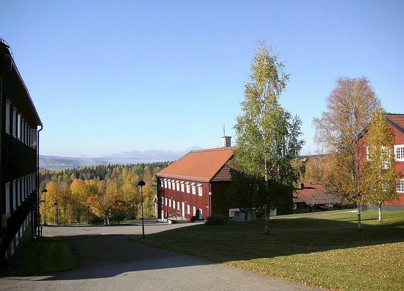 File:Brunnsviks skola.JPG