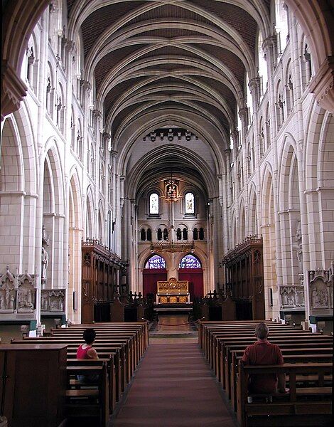 File:Buckfast.abbey.nave.arp.jpg