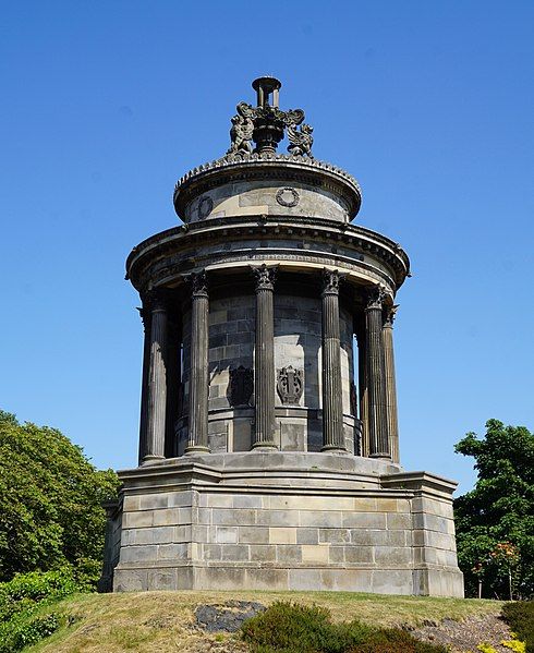 File:Burns Monument (43281676364).jpg