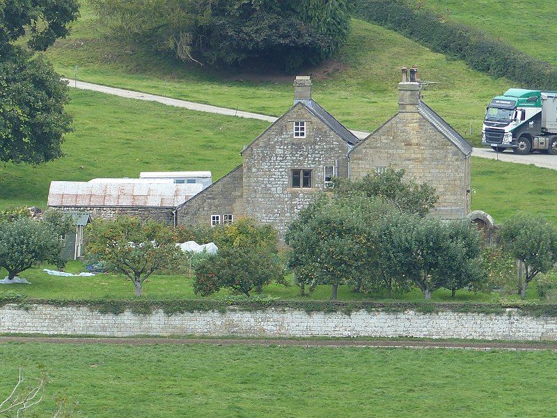 File:Callow Hall.jpg