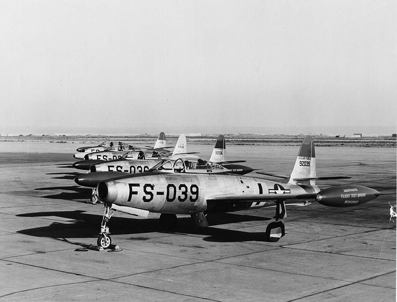 File:F-84F 1.jpg