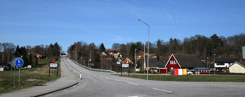 File:Hällaryd.jpg