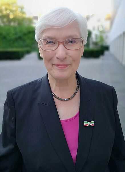 File:Irmgard Schwaetzer (2018).jpg