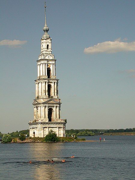 File:Kalyazin belfry.jpg