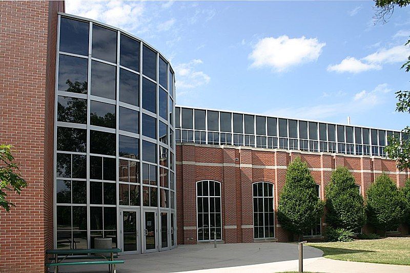 File:Kildee Hall south.jpg