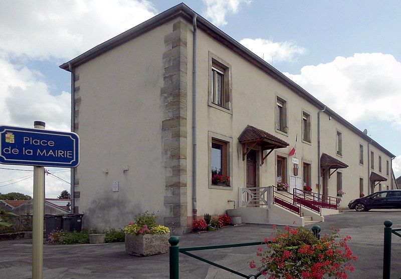 File:Melincourt, Mairie-école.jpg