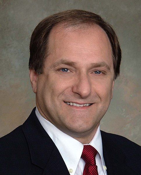 File:Mike Capuano (cropped).jpg