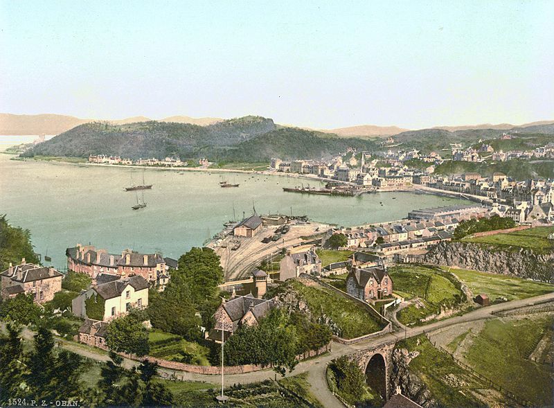 File:Scotland-Oban-1-1900.jpg