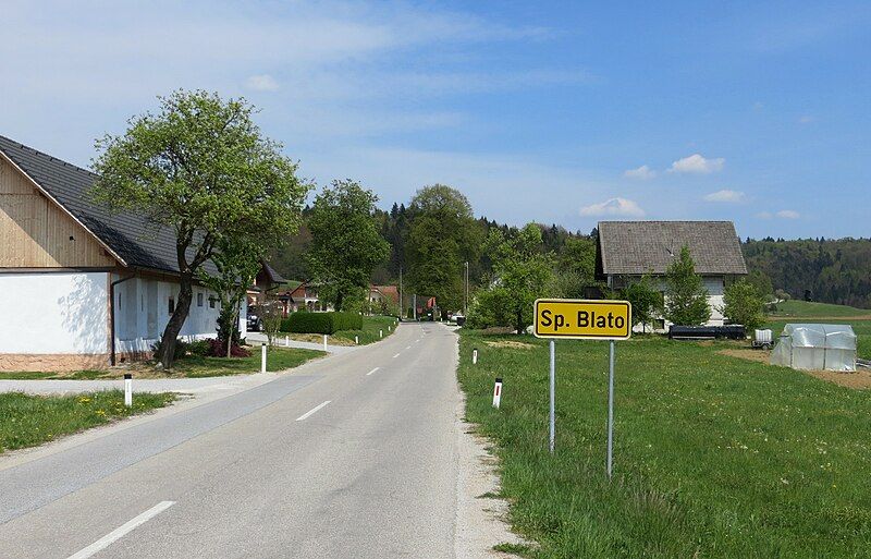 File:Spodnje Blato Slovenia.jpg