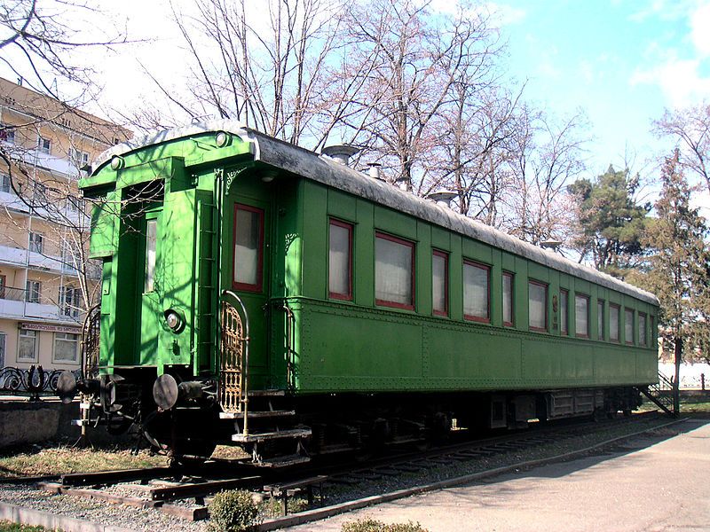 File:Stalins carriage.jpg