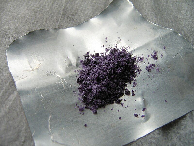 File:Chromium(III) Potassium Sulfate-crystals.jpg