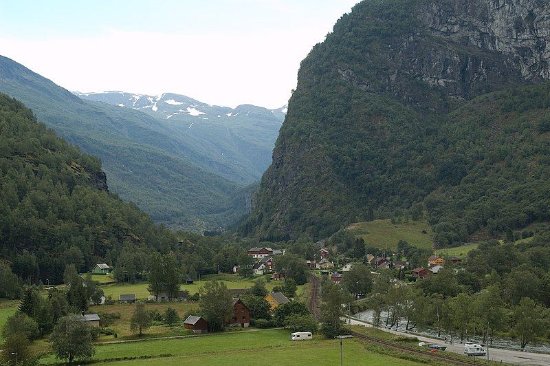 File:Flåmsdalen.jpg