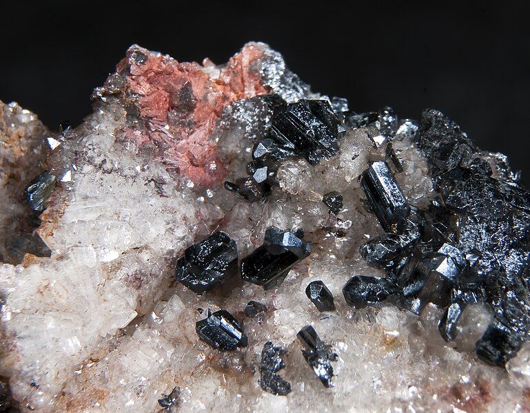 File:Goethite Angleterre.jpg