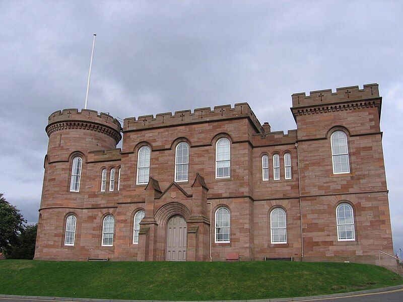 File:Inverness Castle 4.jpg