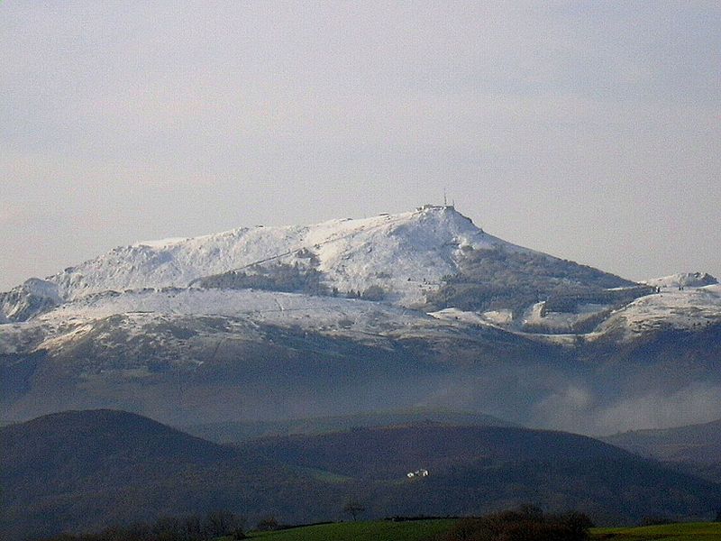 File:La Rhune Neige.jpg