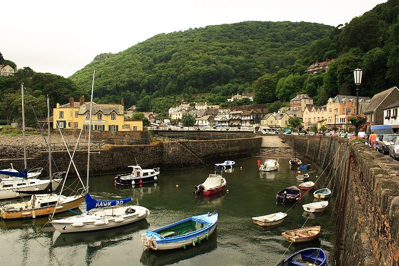 File:Lynmouth harbour.jpg