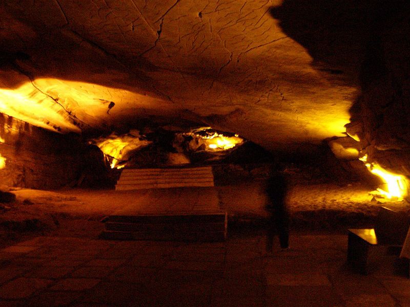 File:MeditationHallinsideBelumCave.jpg