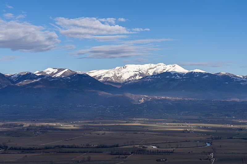 File:Monte Terminillo.jpg