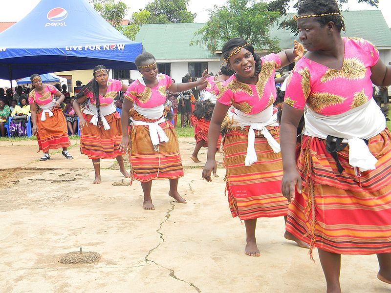 File:Muwogola Kiganda dance.jpg