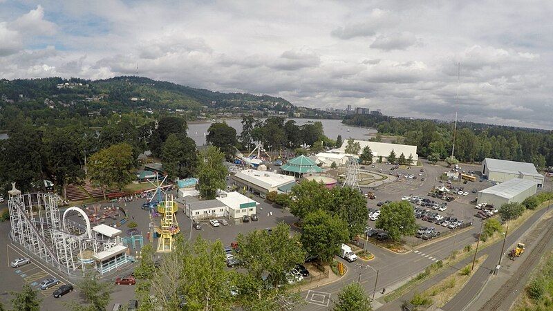 File:Oaks Amusement Park.jpg