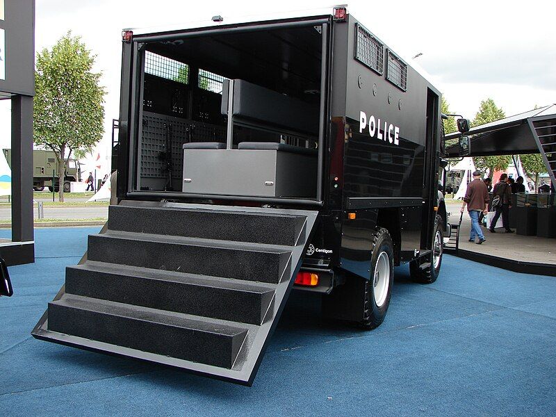 File:Renault Trucks Defense8.JPG