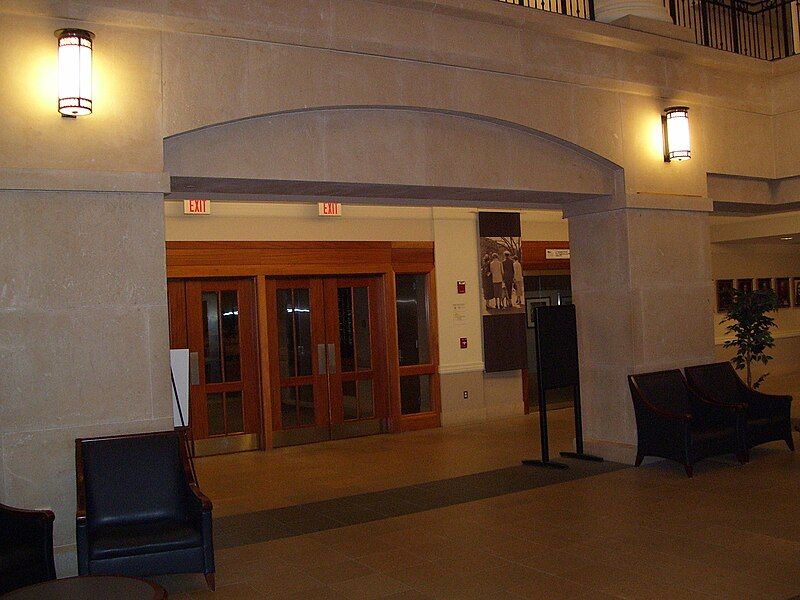 File:Suffolk Law Lobby.JPG