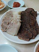 Suyuk (boiled pork slices) and pyeonyuk