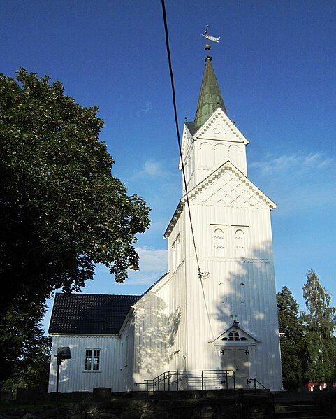 File:Vegårshei kirke.jpg