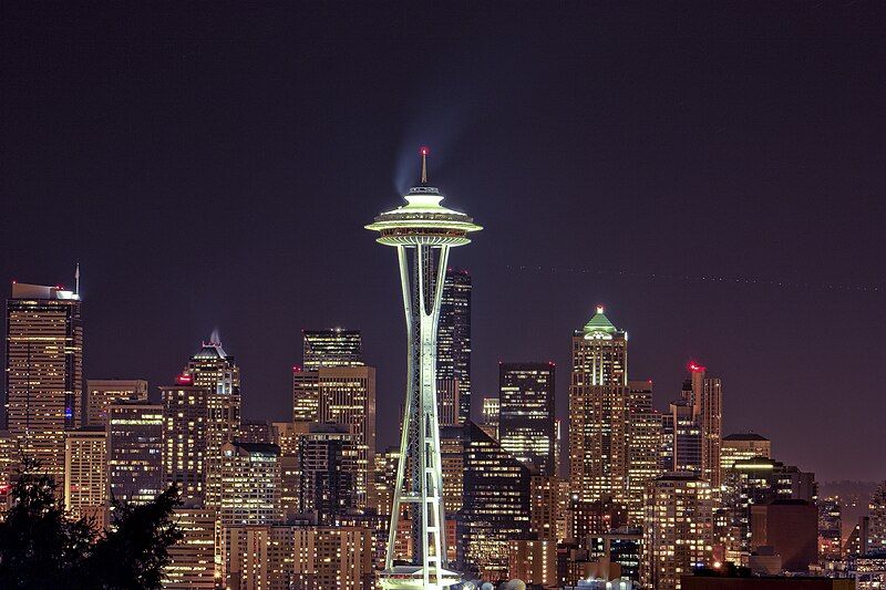 File:Y Space-Needle-at-Night.jpg