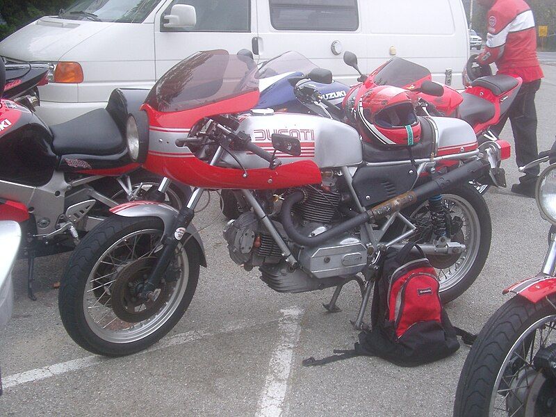 File:900supersport.jpg