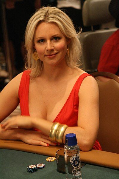 File:Abi Titmuss.jpg