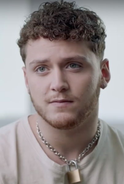 File:Bazzi Uproxx Interview.png