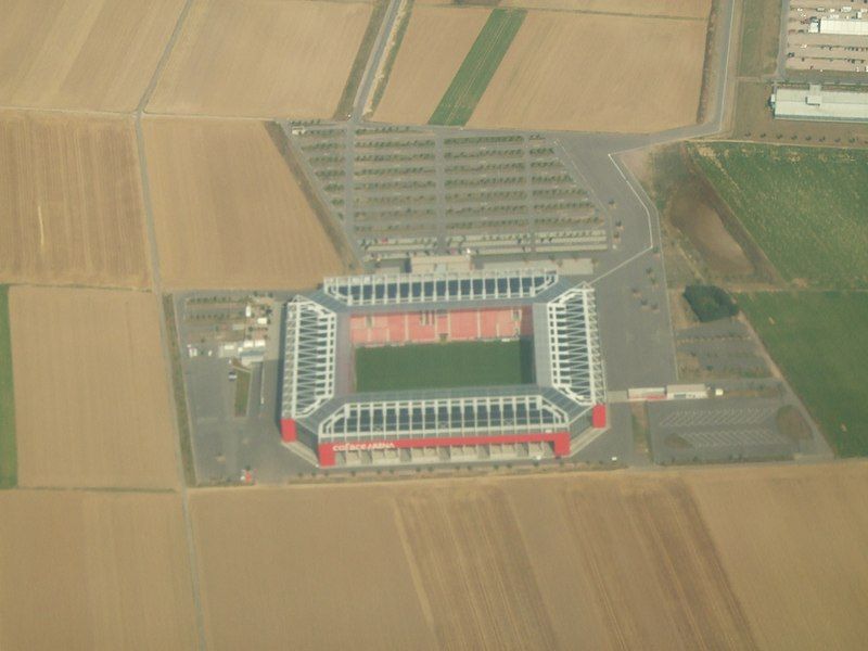 File:Coface Arena Luftaufnahme.jpg