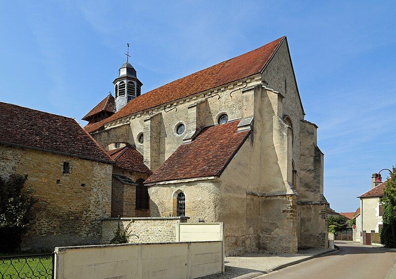 File:Fouchères Eglise R03.jpg