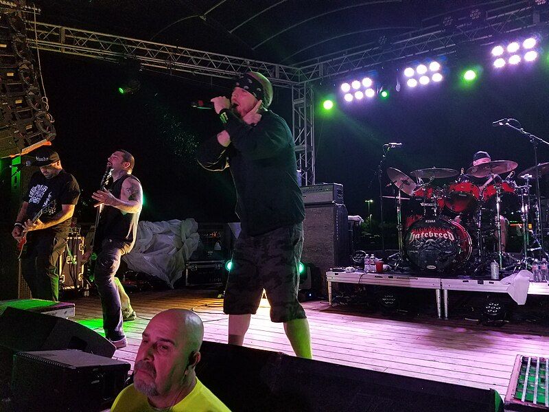 File:Hatebreed 2016.jpg