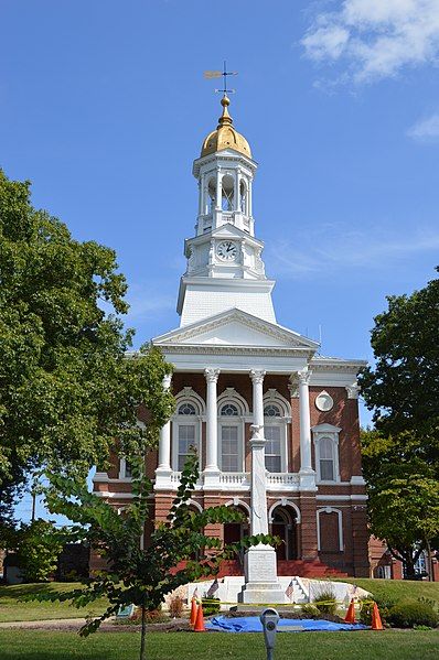 File:Juniata County Courthouse.jpg