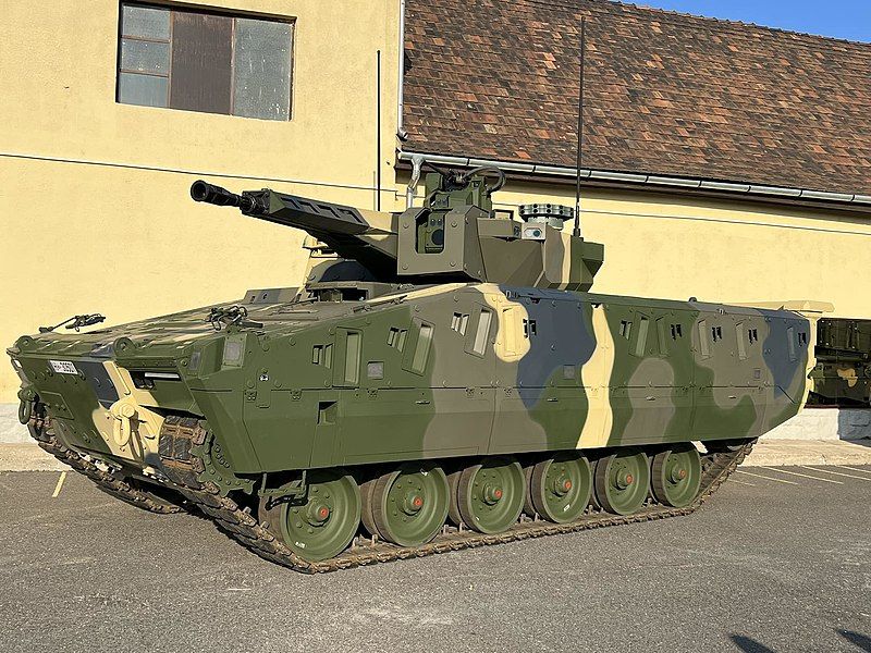 File:Lynx KF41 Hungarian.jpg