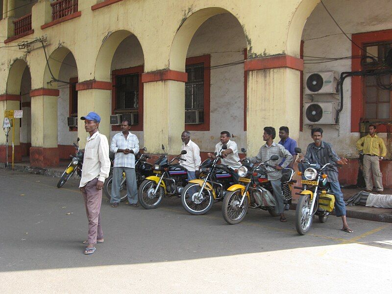 File:Motorcycle Taxi.jpg