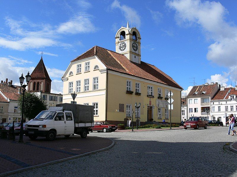 File:PL Górowo Rynek2.JPG